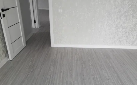 Комната поклейка обоев